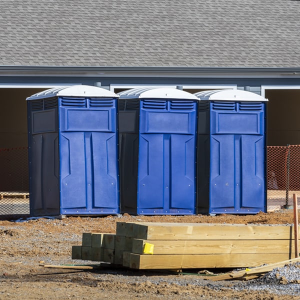 how can i report damages or issues with the portable toilets during my rental period in Van Buren IN